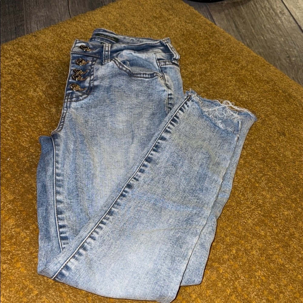Wild Fable Denim Ankle Jeans with Button Accents